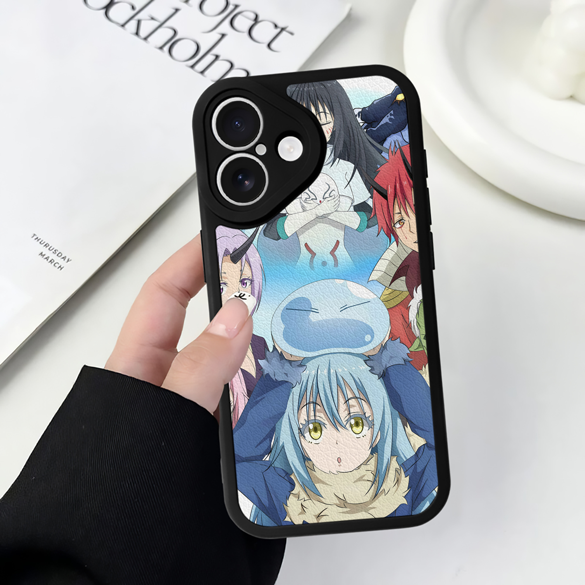 （画像用） 転スラ Regarding Reincarnated to Slime 【iPhone 16シリーズ対応】シリコンスマホケース（レザー調） 材質：シリコン